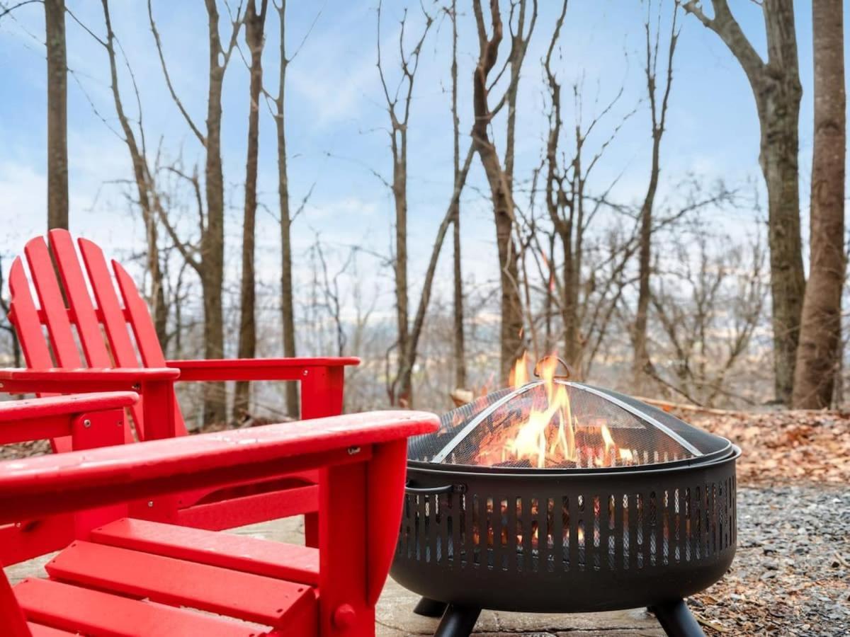 Modern Mountain Cottage W Hot Tub, Fire Pit, Wifi Inwood Eksteriør bilde
